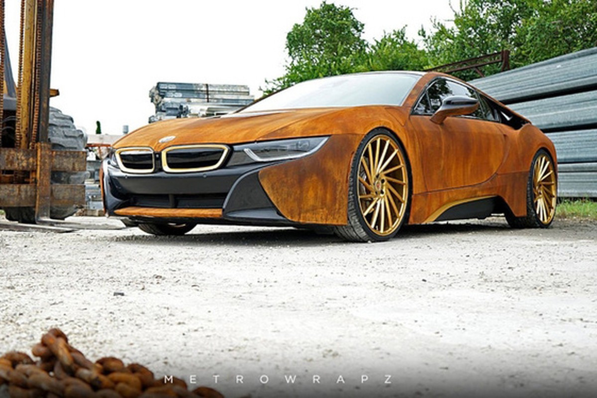 BMW i8 phong cach ri set khien dan choi 